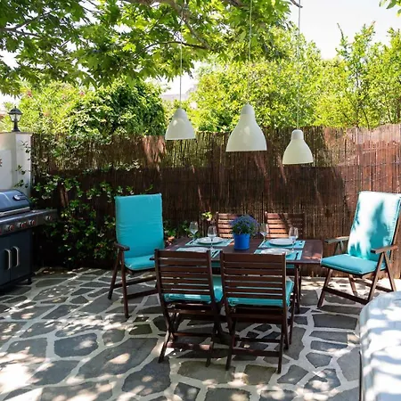 Shada's Pool & Jacuzzi *