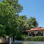 Shada's Pool & Jacuzzi Villa