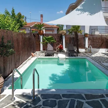 Shada's Pool & Jacouzi Vila