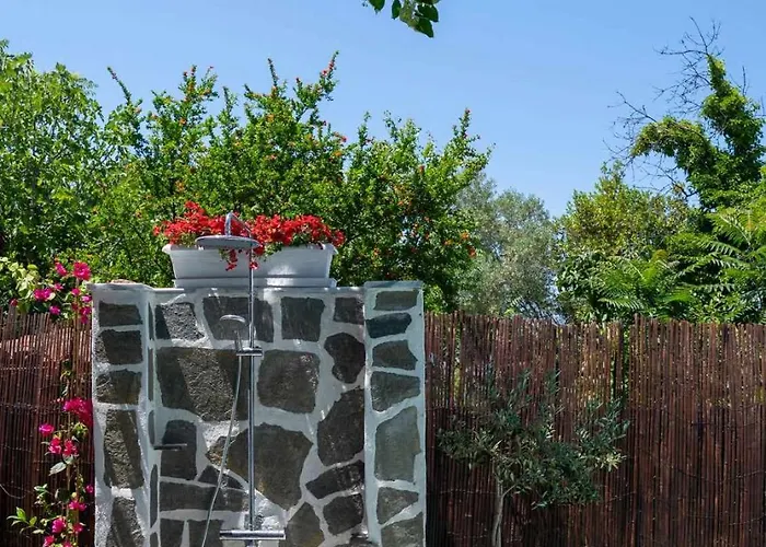 Villa Shada's Pool & Jacuzzi Néa Iráklia